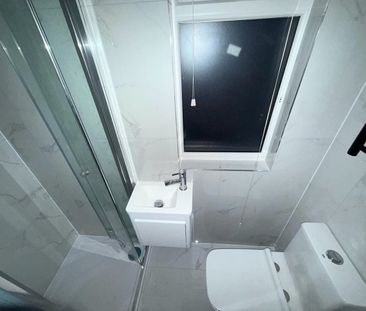 Studio Flat, Stirling Road, HA3 - Photo 2