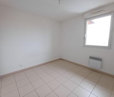location Appartement T3 DE 63.64m² À FONBEAUZARD - Photo 3