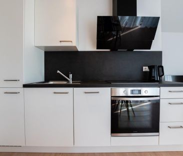 Vollausgestattete moderne 2-Zimmer-Wohnung in Niederholtorf - Foto 1