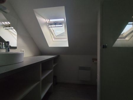 Location Appartement 3 pièces 40m² SABLE SUR SARTHE 72300 - Photo 3