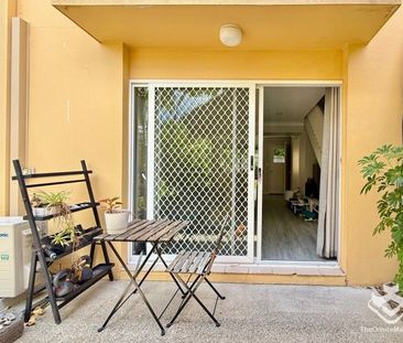 Beautiful 2 bedrooms townhouse in a great location - Photo 6