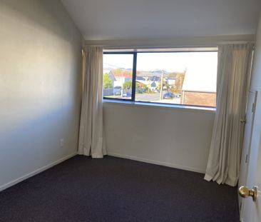 3 Bedroom Townhouse near Hagley Park - Photo 3