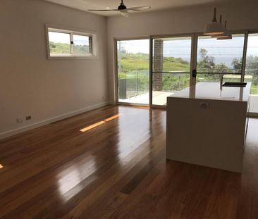 Stunning Near-New 3-Bedroom Townhouse - Photo 1