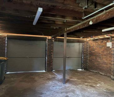 RENOVATED & CENTRAL LOCATION - Photo 3
