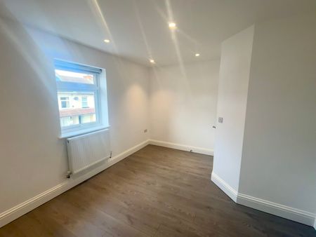 St. Josephs Road, Aldershot, Aldershot, GU12 - Photo 2