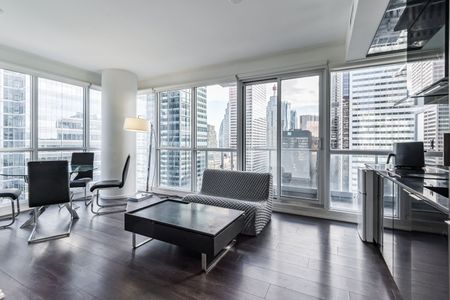 For Lease - 70 Temperance Street Unit# 3706, Toronto, Ontario - Photo 4