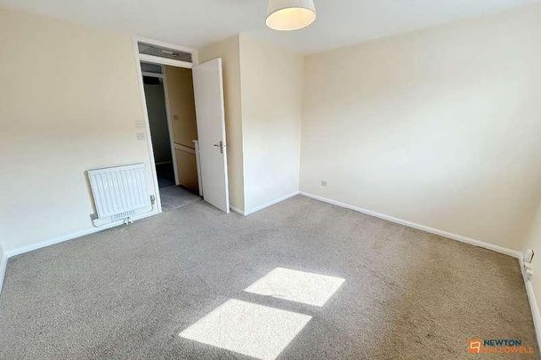 Campbell Drive, Gunthorpe, Peterborough, PE4 - Photo 1