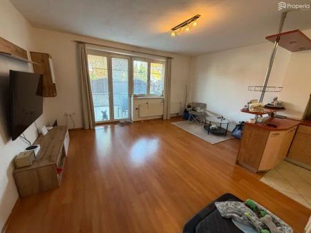Pronájem bytu 2+kk s prostornou terasou, garážovým stáním a sklepem – Brno, ulice Otiskova - Photo 3