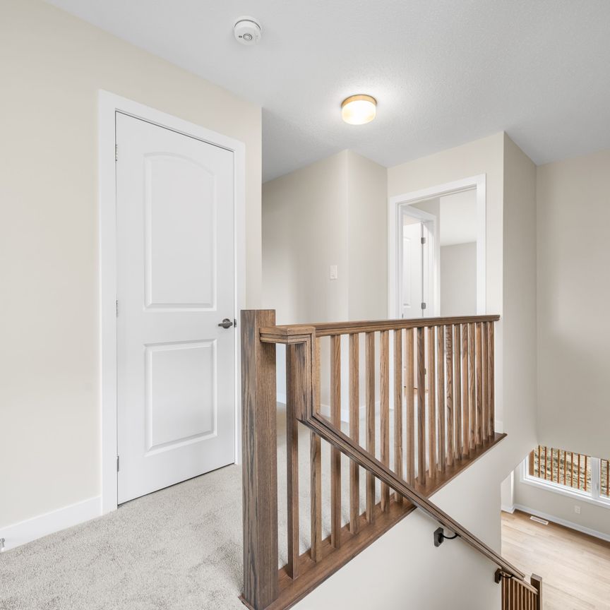 For Lease - 283 Les Emmerson Drive, Barrhaven, Ontario - Photo 1