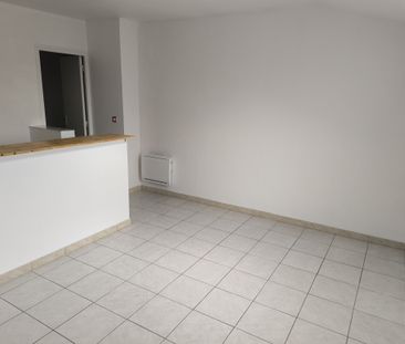 Location Appartement 2 pièces 30m² LAROCHE ST CYDROINE 89400 - Photo 1