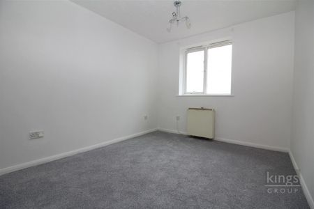 2 Bedroom Flat To Let - Photo 4