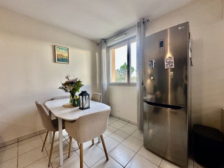 Location Appartement 2 pièces 49m² L ISLE JOURDAIN 32600 - Photo 3