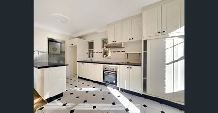 3 Mins walking from Hurstville Station - Photo 5