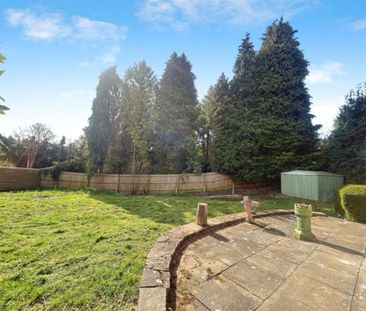 Warwick Road, Chadwick End - Photo 1