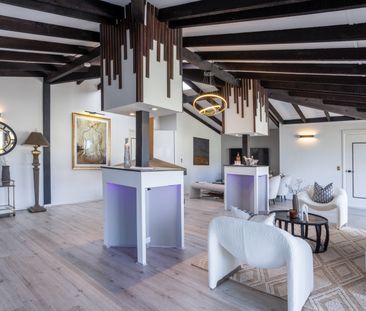 4 Carlow Crescent, Killarney Heights NSW 2087 - House For Rent | Do... - Photo 2