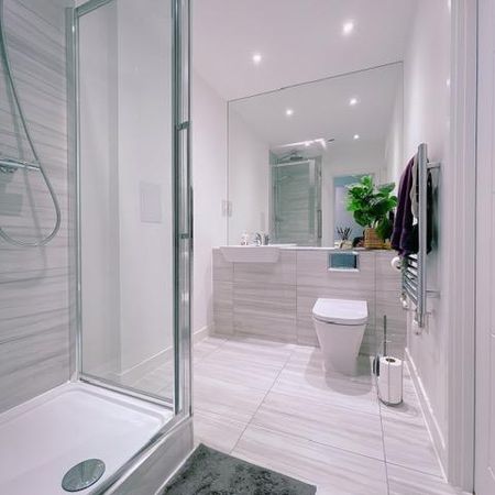 1 bedroom in a house share to rent - Photo 4