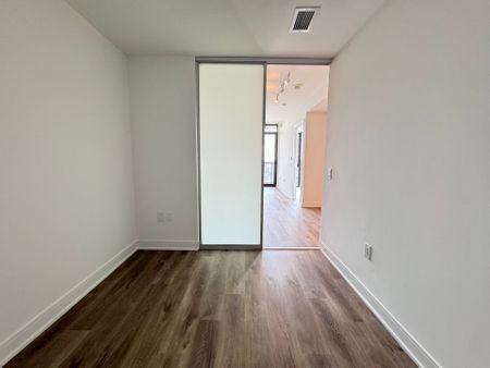 For Lease - 86 Dundas Street Unit# 1110, Mississauga, Ontario - Photo 5