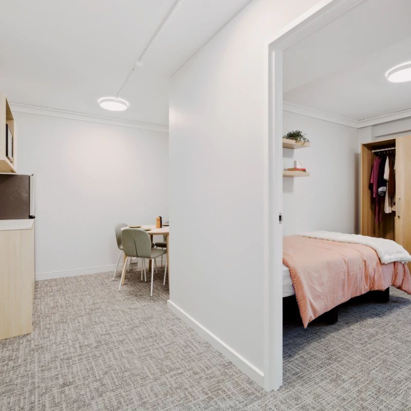 Dual Living 02 - Photo 1