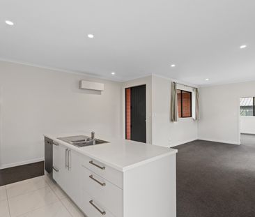 8 Beggs Lane - Photo 2