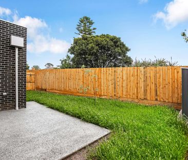2/66 Ward Street, Glenroy VIC 3046 - Townhouse For Rent | Domain - Photo 4