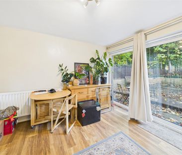 2 bedroom End of terrace house to rent - Photo 1