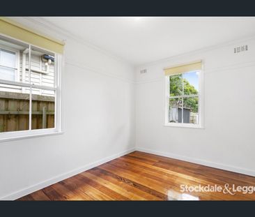 Renovated 2 Bedroom Home - Photo 4