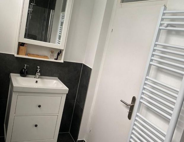 Single-Apartment mit Pantry-Küche und Gartennutzung - Photo 1