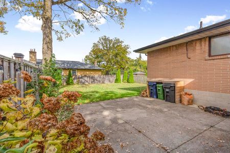 For Lease - 238 Gary Drive Unit# Main Floor, Toronto, Ontario - Photo 4