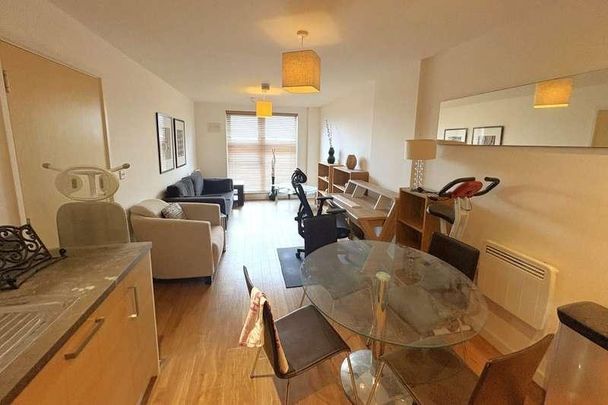 Woking, Surrey, GU22 - Photo 1