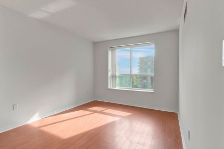 For Lease - 1 Pemberton Avenue Unit# 807, Toronto, Ontario - Photo 4