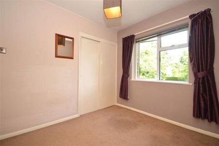 4 bedroom bungalow to rent - Photo 5