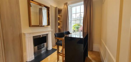 3 bed terraced house to rent in Albion Street, London, W2 2 - Photo 2
