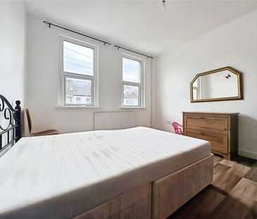 Myrtle Road, Hounslow, TW3 1QE - Photo 3