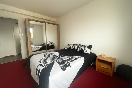 Location Appartement 3 pièces 83m² - Photo 4