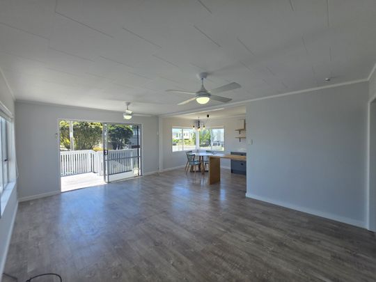 Sea Views on Karewa - Papamoa - Photo 1