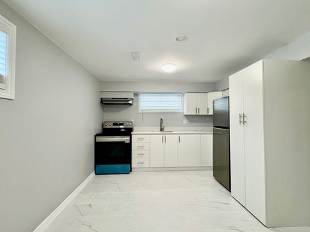 For Lease - 16 Aspen Crescent Unit# Basement, Whitchurch-Stouffville, Ontario - Photo 4