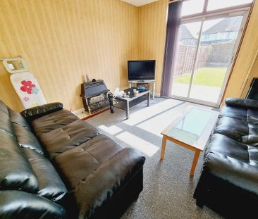 4 Bed Student Accommodation - Photo 2