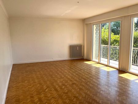 Location Appartement 4 pièces 104m² NANTES 44000 - Photo 3