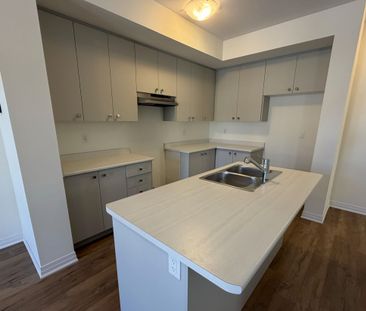 For Lease - 29 Pogie Drive, Welland, Ontario - Photo 5