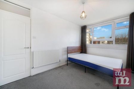 3 bedroom flat to rent - Photo 2