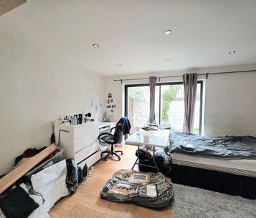 4 bedroom terraced house to rent - Photo 2