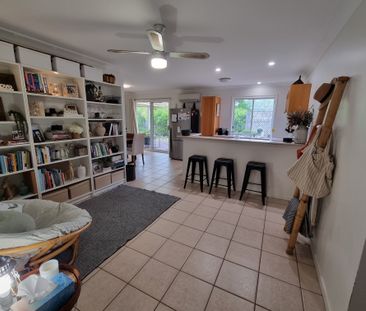 Tewantin - Photo 1