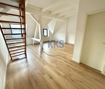 Individuelle Maisonette-Wohnung mit offener Küche ab sofort - Photo 1