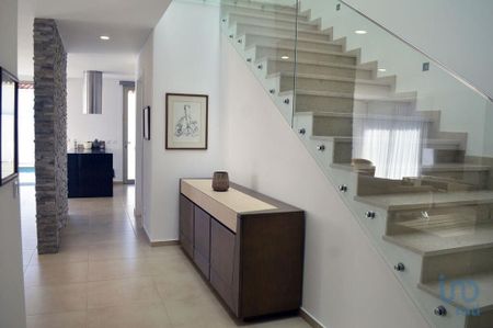 2 bedroom luxury House for rent in Salir do Porto, Portugal - Photo 3