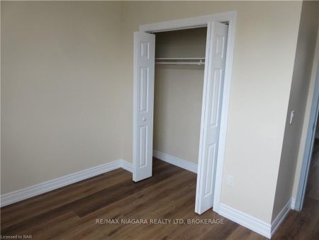 For Lease - 58 JARVIS Street Unit# 203, Fort Erie, Ontario - Photo 3