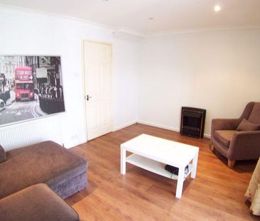 2 bedroom house to rent - Photo 1