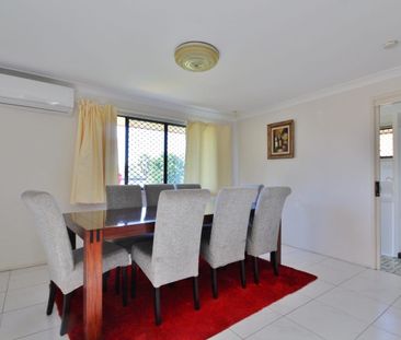 Comfortable Family Living in Leafy Holland Park - Photo 4