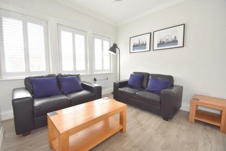 2 bedroom apartment to rent - Photo 2