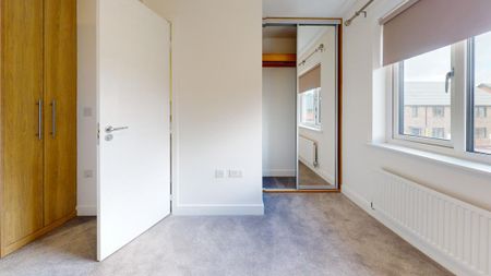 2 bedroom terraced house to rent - Photo 3