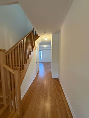 For Lease - 39 Tamworth Terrace, Barrie, Ontario - Photo 5